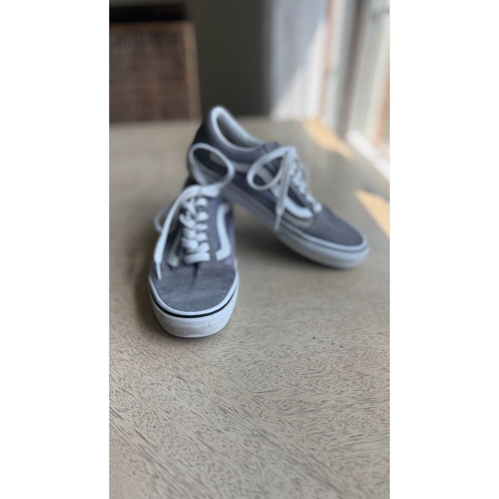 Vans Old Skool Gray White Suede Canvas Sneakers Women’s 7.5 Men’s 6